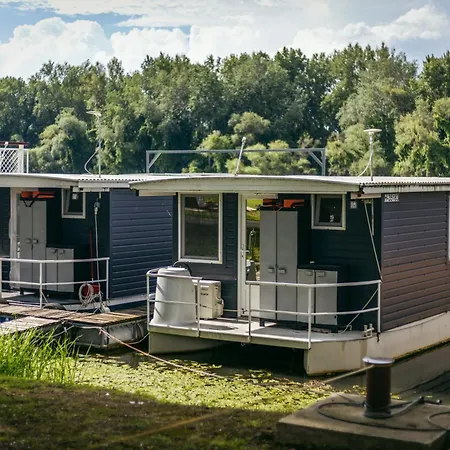 Lakohajo, Uszohaz - Tisza-to *