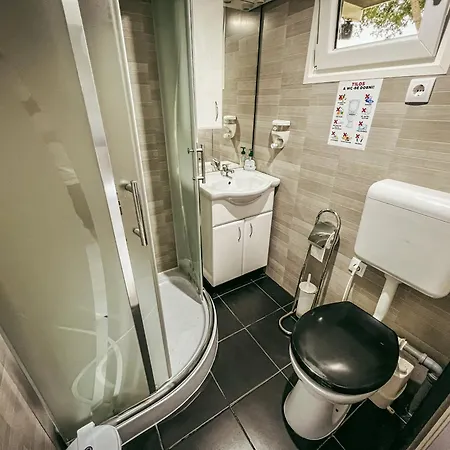 Bådhotel Lakohajo, Uszohaz - Tisza-to